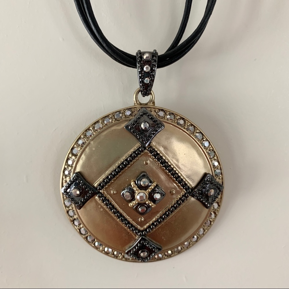 Chico’s Pendant Medallion Necklace